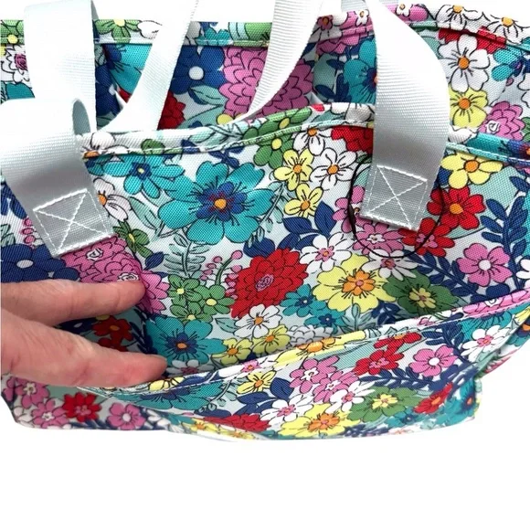 Vera Bradley Tote Lighten Up Far Out Floral Colorful Floral NWOT - Picture 8 of 10